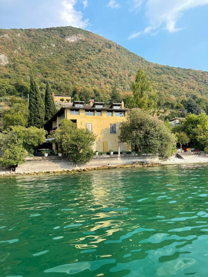L'Oleandro Sul Lago D'Iseo B&B Sulzano Exteriör bild