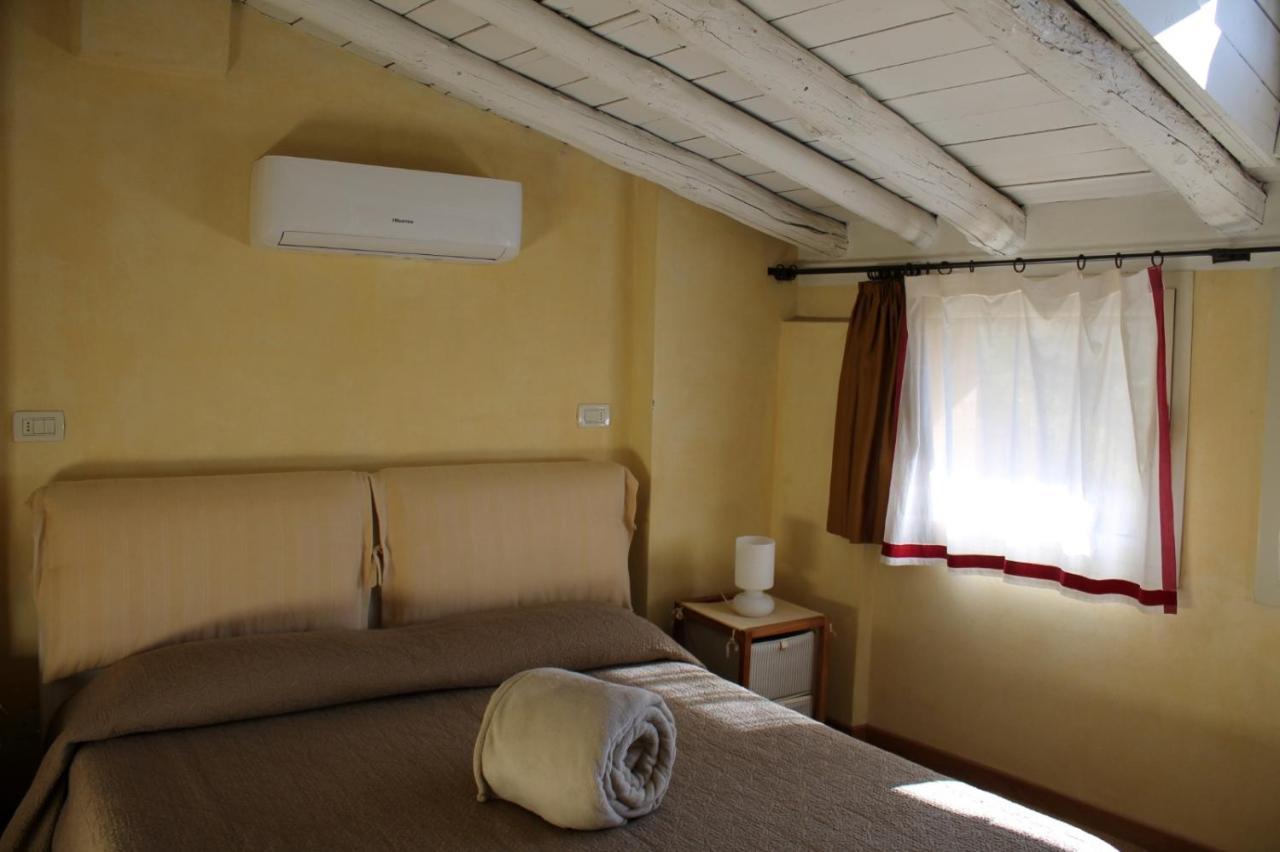 L'Oleandro Sul Lago D'Iseo B&B Sulzano Exteriör bild